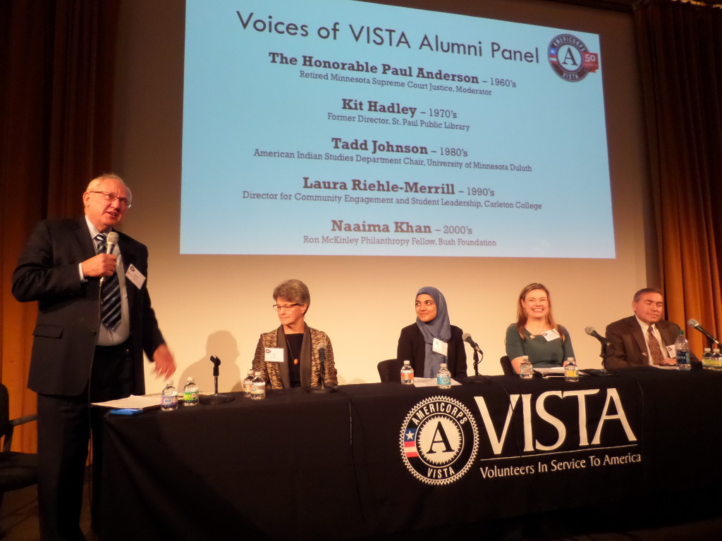 Former Minnesota Supreme Court Justice Paul Anderson moderates a panel of VISTA alumni, including PSEI Alum, Naaima Khan 13-14